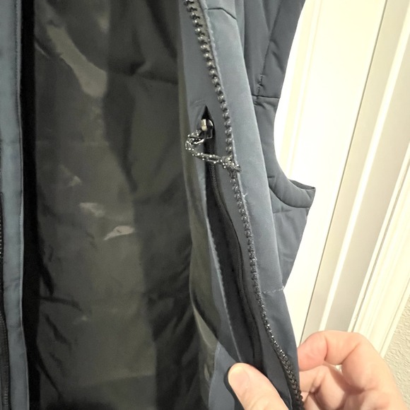 Eddie Bauer EB550 Down Vest Mens Size Large Navy Blue Quilted Puffer Full Zip - Picture 5 of 10